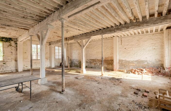 CHEVREVILLE (60) - Grange en pierre à aménager 489m² — photo 3