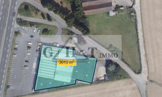 Commerce  3000 m² à vendre à Chamarande (91730)