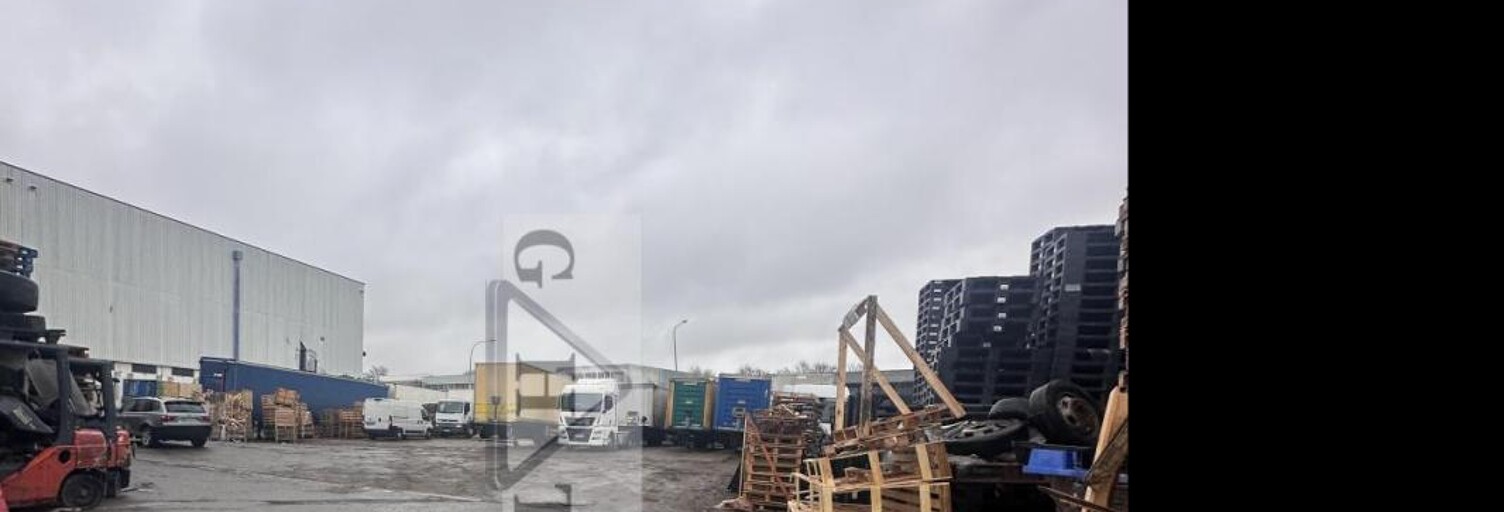 Commerce  6900 m² à louer à Orly (94310)