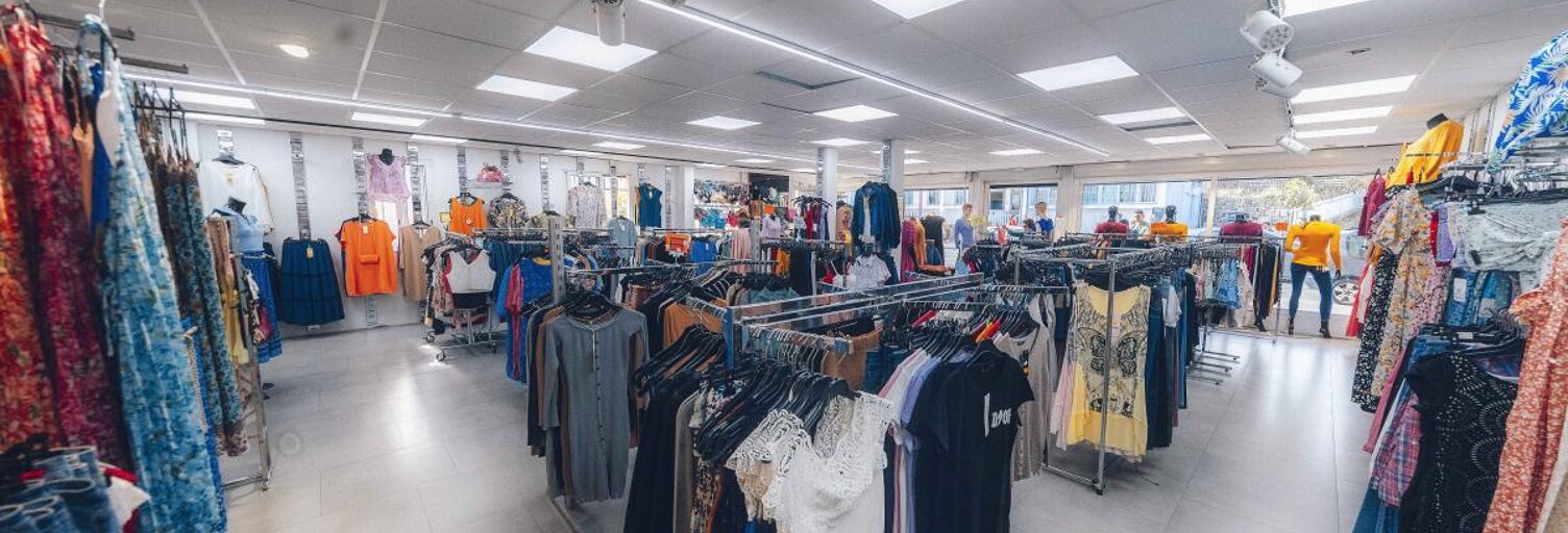 Commerce  130 m² à louer à Le Tampon (97430)