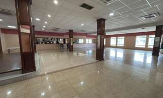 Commerce  300 m² à louer à Saint-Denis (97400)