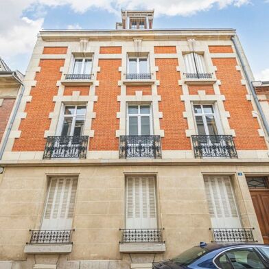 Appartement 4 pièces 357000 €