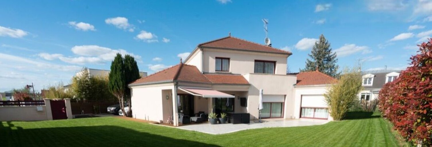 Maison 5 Pièces 187 m² à vendre à Les Mesneux (51370)