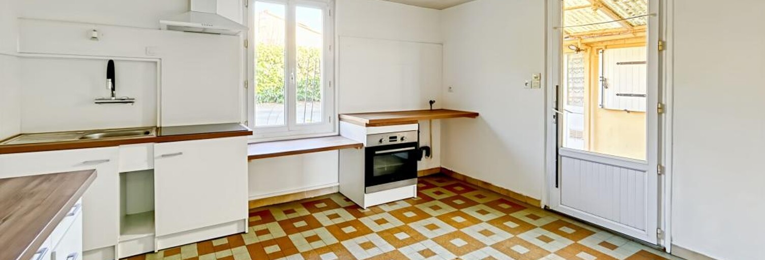 Immeuble  115 m² à vendre à La Roche-sur-Yon (85000)