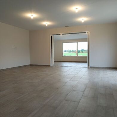 Maison 4 pièces 860 €