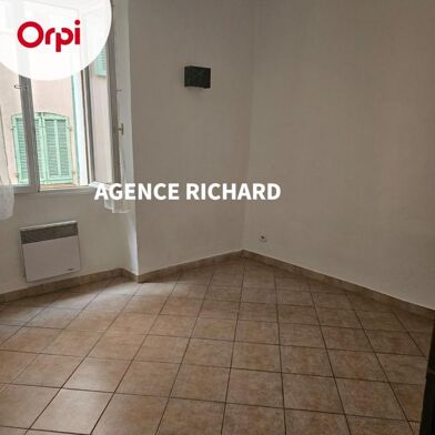 Appartement 2 pièces 497 €