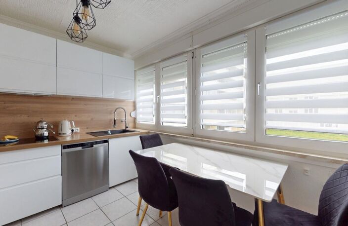 Appartement À Vendre — photo 2