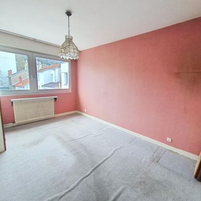 Appartement 5 pièces 139000 €