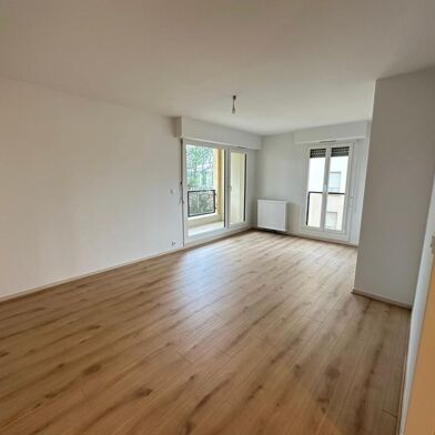 Appartement 4 pièces 850 €