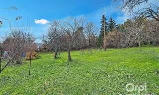 Terrain  3472 m² à vendre à Riom (63200)