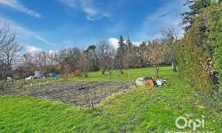 Terrain  3472 m² à vendre à Riom (63200)