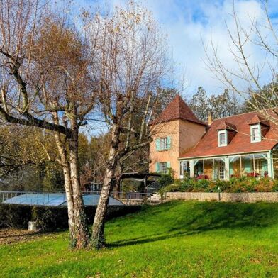 Maison 9 pièces 572000 €