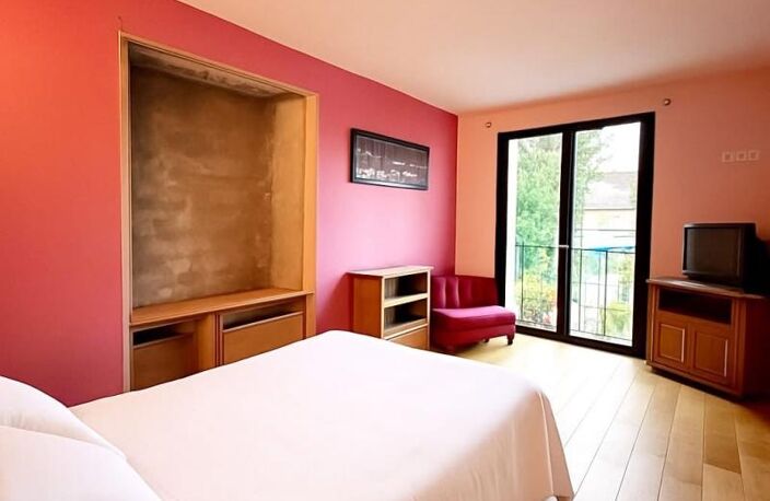 Maison de village avec cour - Eyragues — photo 4