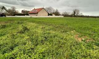 Terrain  1035 m² à vendre à L'Abergement-Sainte-Colombe (71370)