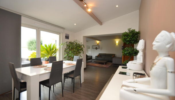 Villa / Maison 5 pièces  à vendre Saint-Denis-de-Pile 33910