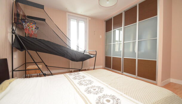 Villa / Maison 5 pièces  à vendre Saint-Denis-de-Pile 33910