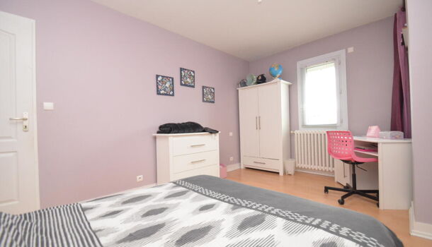 Villa / Maison 5 pièces  à vendre Saint-Denis-de-Pile 33910