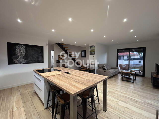 À louer - Maison meublée à  l'année sur Villeneuve-de-la-Raho — photo du bien