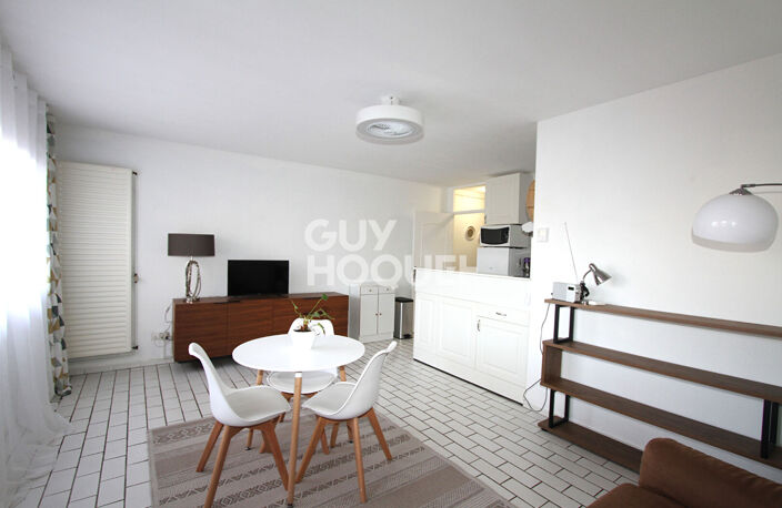 Studio meublé A L'ANNEE — photo 2