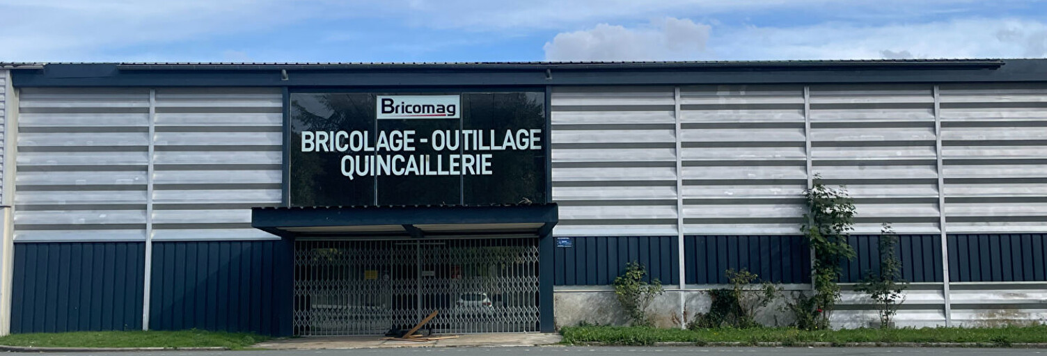 Commerce 3 Pièces 768 m² à vendre à Mirebeau (86110)