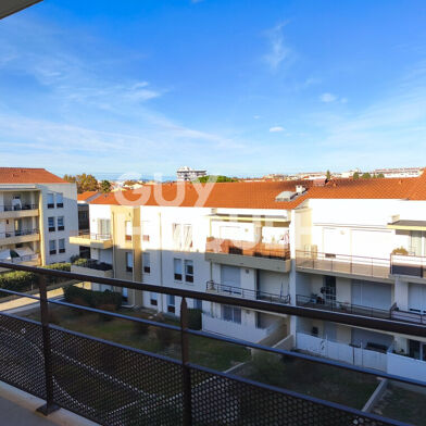 Appartement 3 pièces 750 €