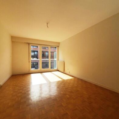 Appartement 3 pièces 939 €