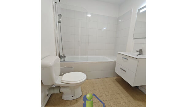 Appartement 1 pièces  à louer Marseille 13eme 13013