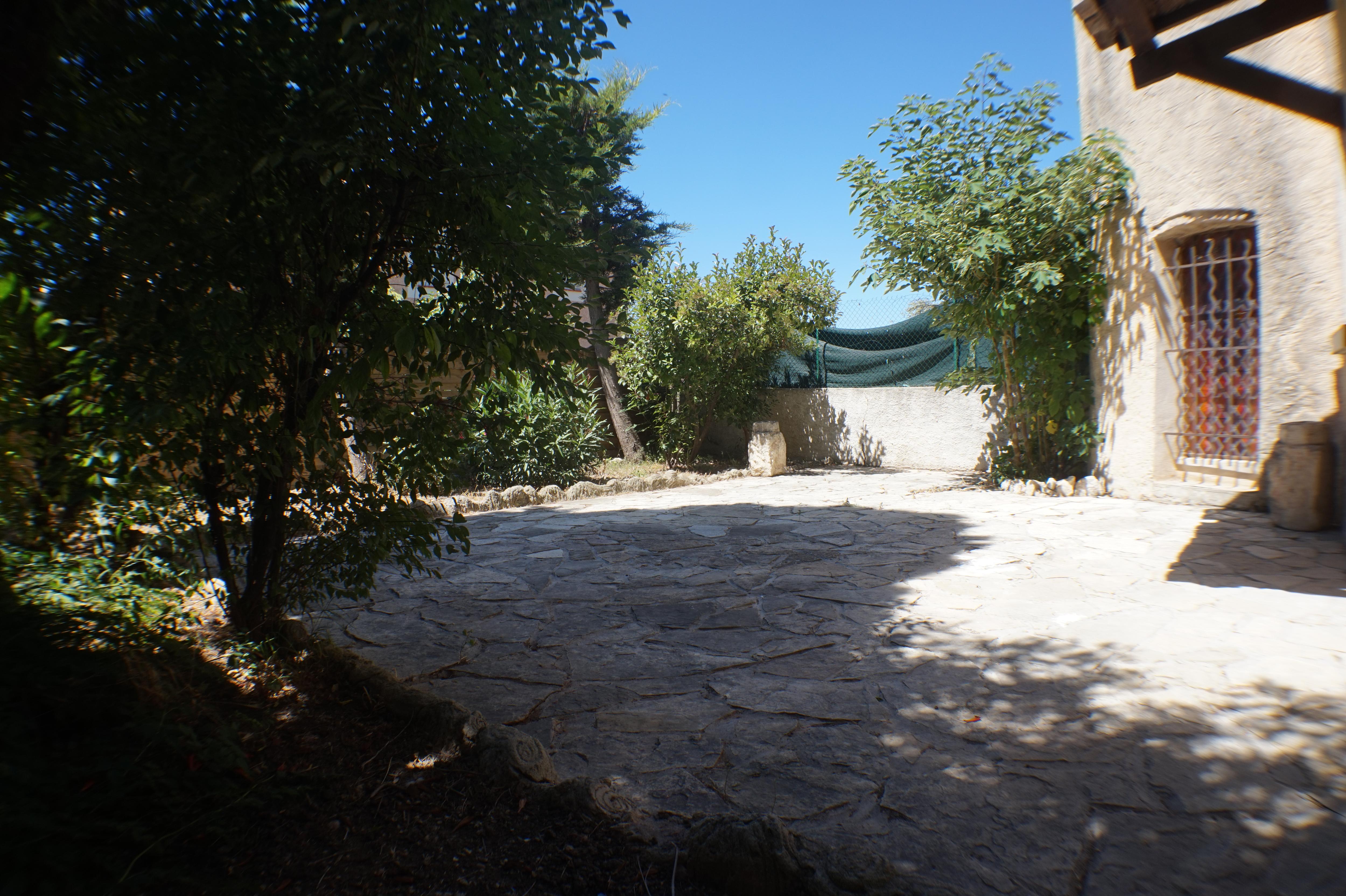 Villa / Maison  T5 à louer Plan-de-Cuques 13380