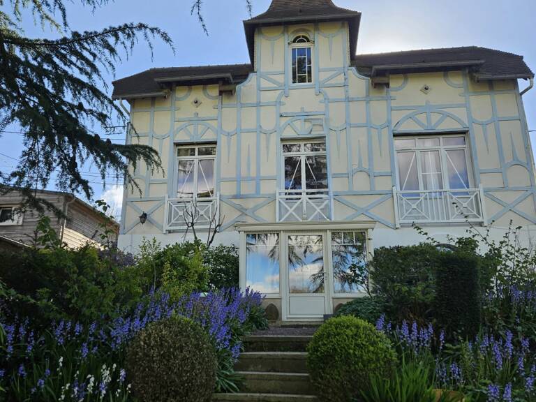 Maison   — photo 1