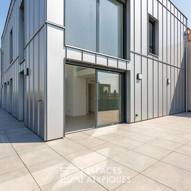 Appartement 6 pièces 748000 €