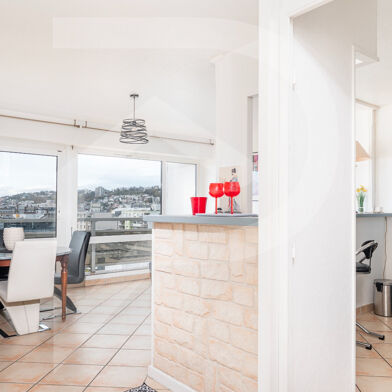 Appartement 4 pièces 153000 €