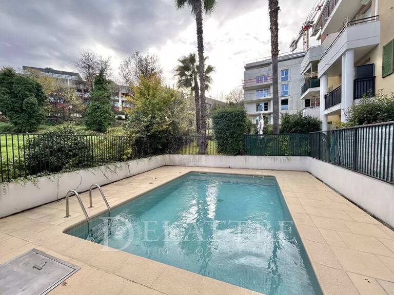 GRASSE — photo 1