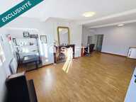 Grand local commercial libre avec logement — photo 3
