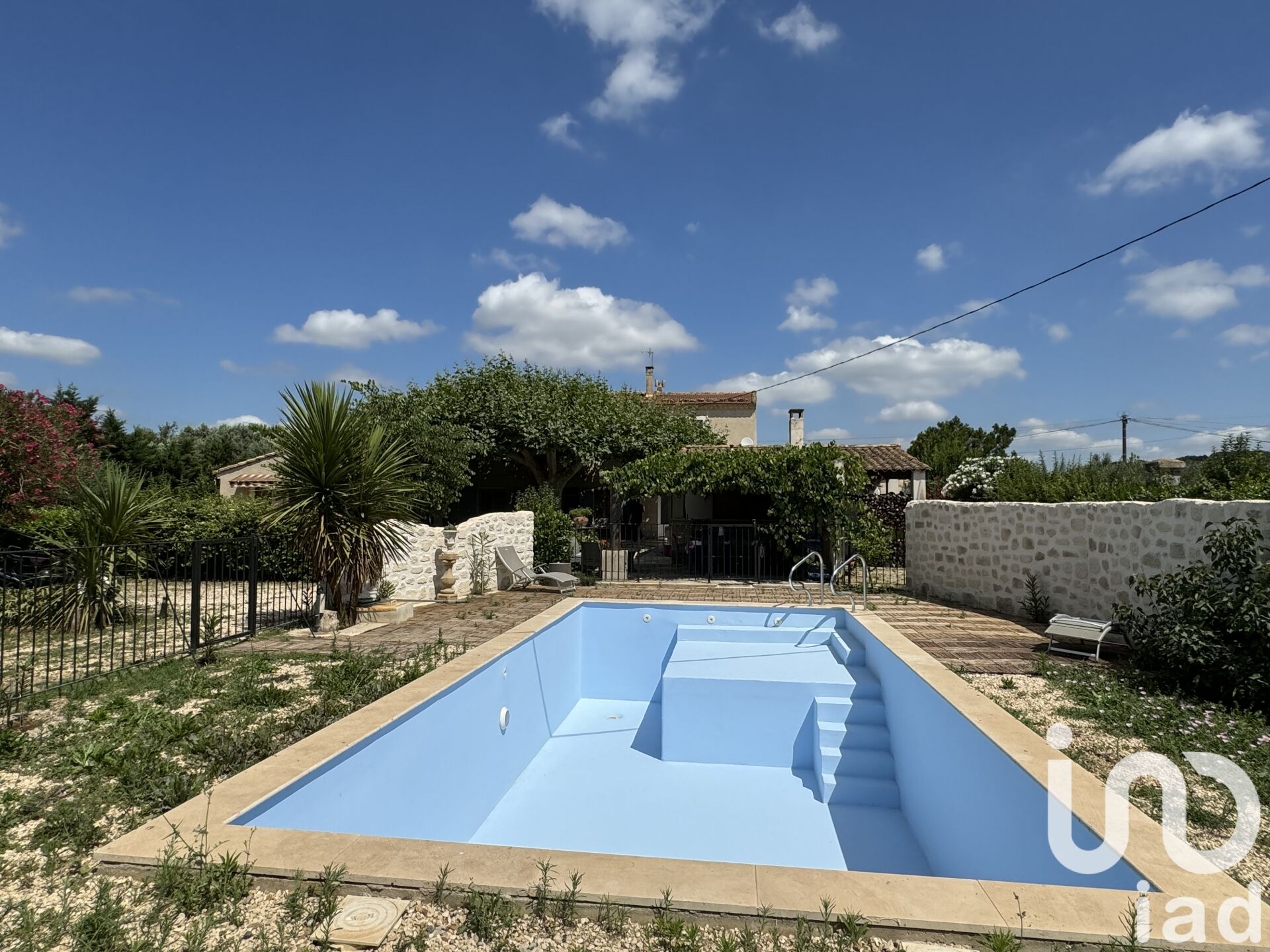 Beaucaire - 300m² - 9p. - 6ch.