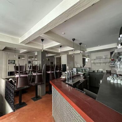 Commerce  580000 €