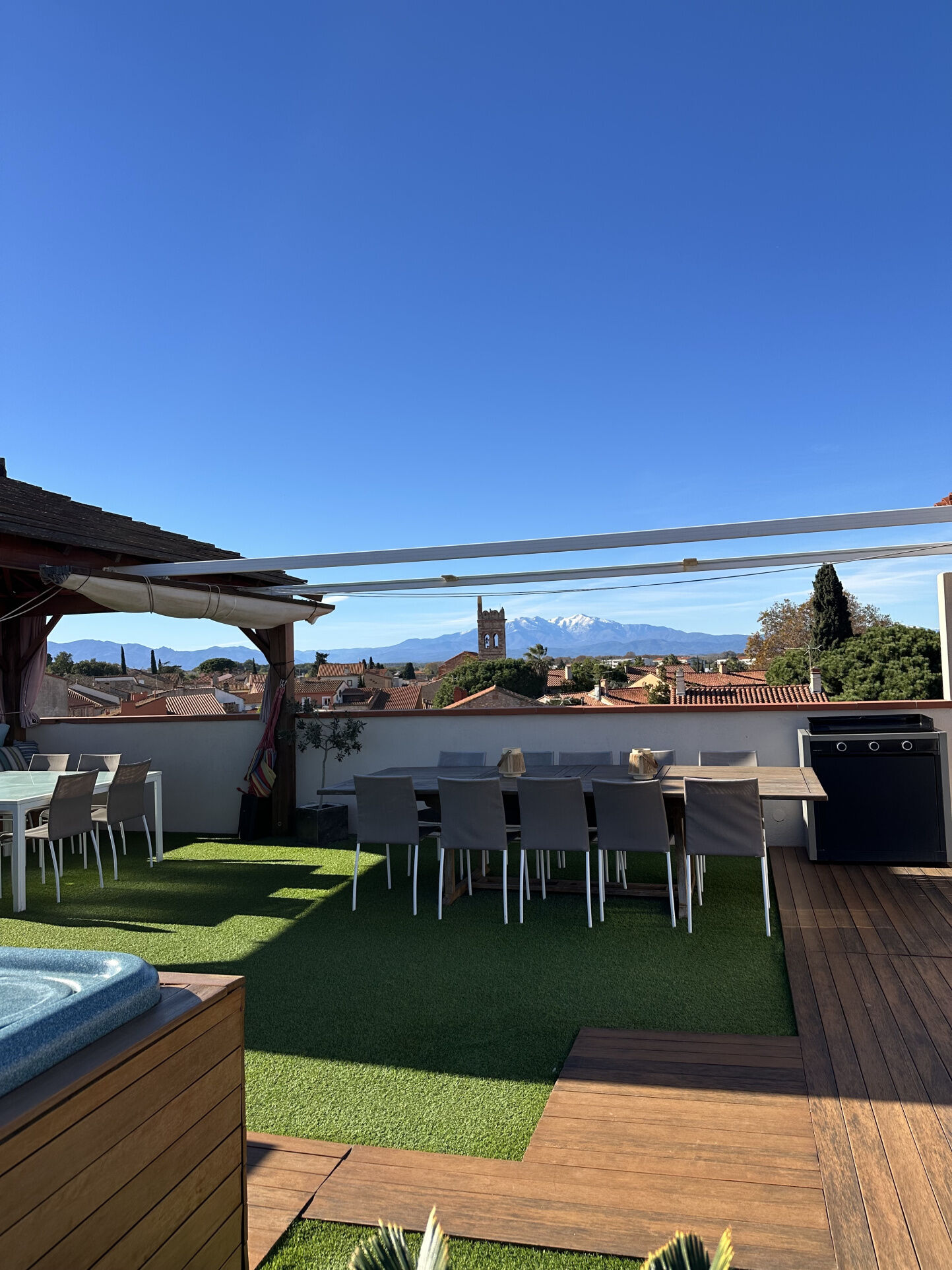 Villa / Maison  T7 à vendre Saint-Cyprien 66750