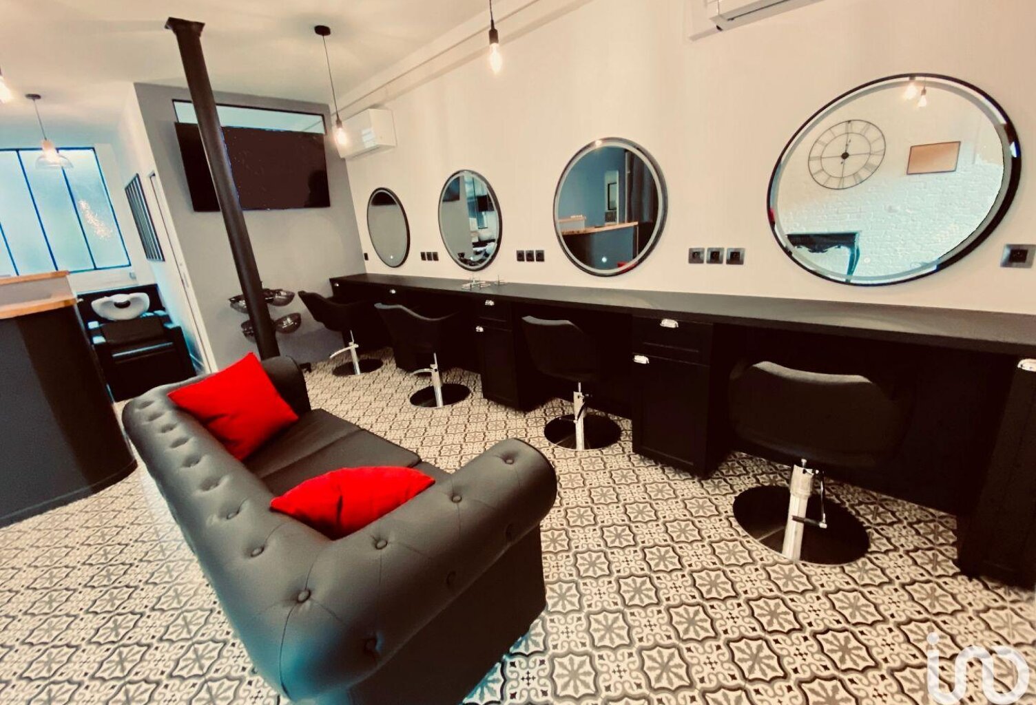 Vente Boutique/Local commercial 67 m&sup2; — photo 1