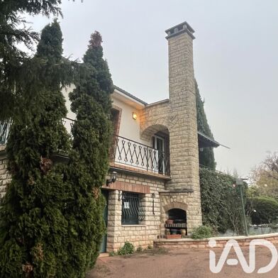 Maison 7 pièces 379000 €