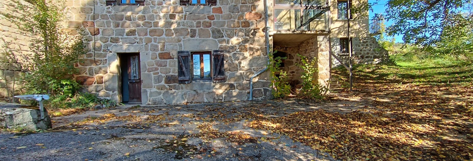 Maison 8 Pièces 112 m² à vendre à Grazac (43200)