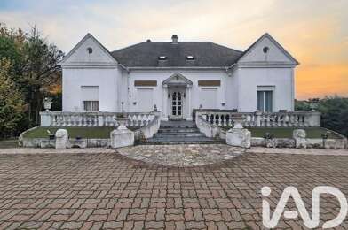 Maison 8 pièces 256000 €