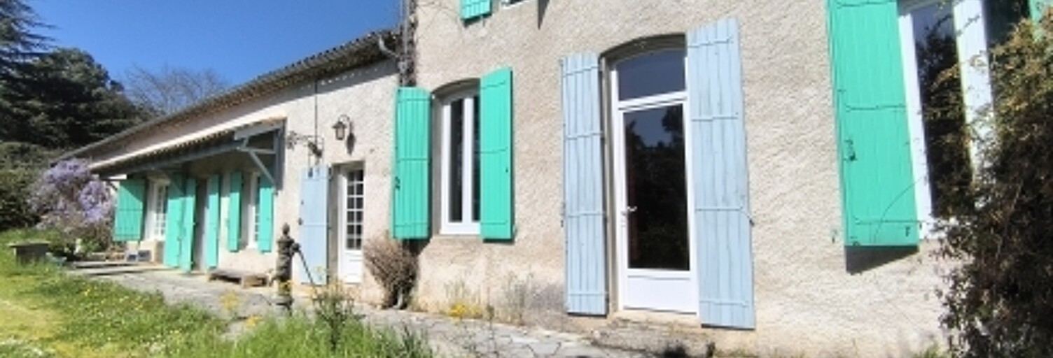 Maison 10 Pièces 242 m² à vendre à Les Lèves-et-Thoumeyragues (33220)