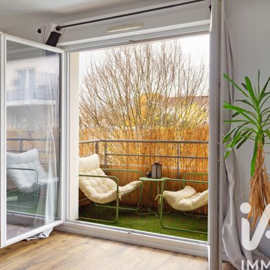 Appartement 3 pièces 241000 €