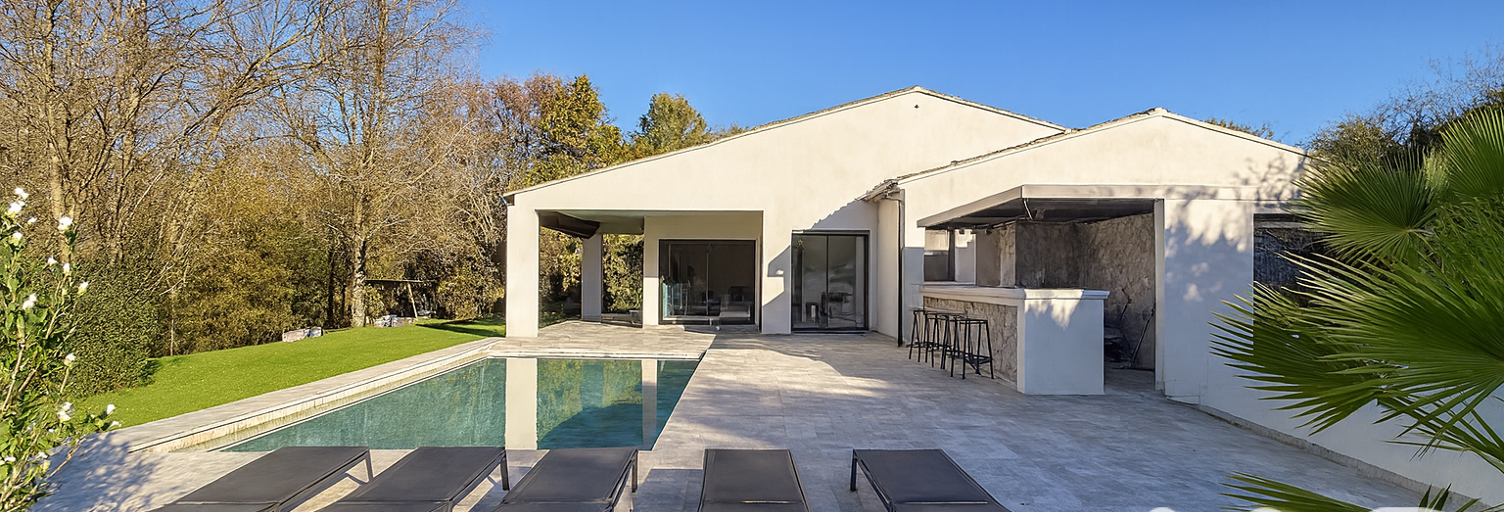 Maison 5 Pièces 181 m² à vendre à Roquefort-les-Pins (06330)