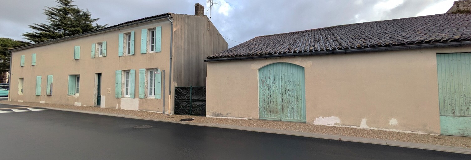 Maison 7 Pièces 217 m² à vendre à Nancras (17600)