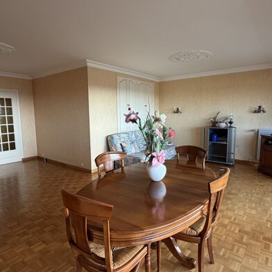 Appartement 4 pièces 298000 €