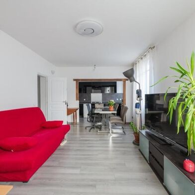 Appartement 3 pièces 226180 €