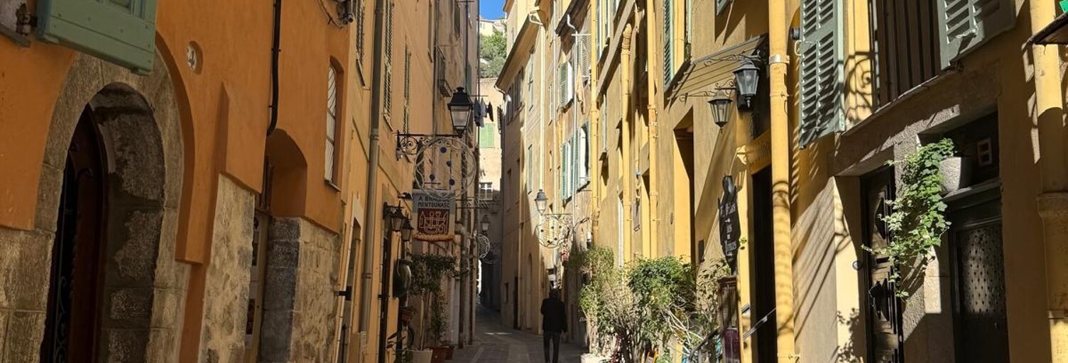 Appartement 2 Pièces 54 m² à vendre à Menton (06500)