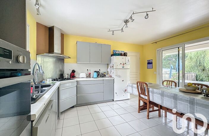 Vente Maison traditionnelle 7 pièces — photo 4