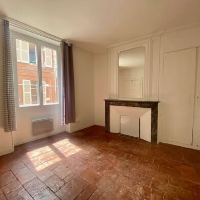 Appartement 2 pièces 816 €