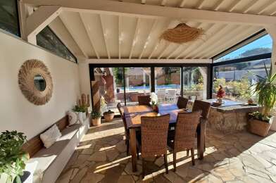 Maison 5 pièces 699000 €